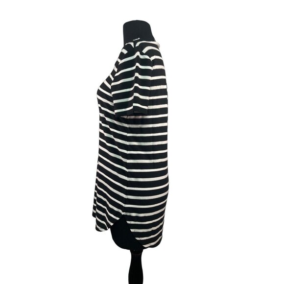 Chicos Zenergy Womens Striped Short Sleeve Top Size 4/6 Black White Scoop Neck S - Picture 3 of 8